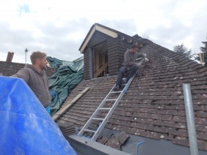 The Flush Finish – Roofers at Work in Beaconsfield – HP9